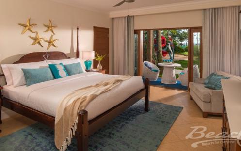 Tropical Beachfront One Bedroom Walkout Grand Concierge Family Suite - W1BG  (3)